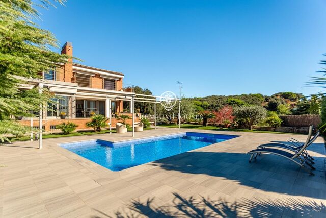 House for Sale in Arenys de Mar with Sea Views and High Energy Efficiency