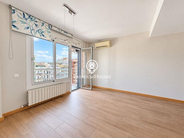 Piso en venta en buen estado en la zona de Sagrada Família