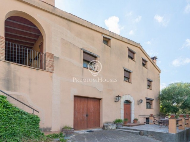Masia a El Catllar