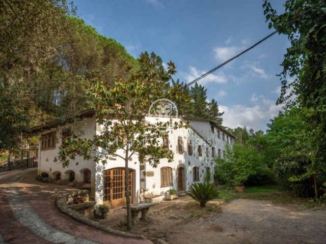 Bonica masia rural en venda a Sant Iscle de Vallalta