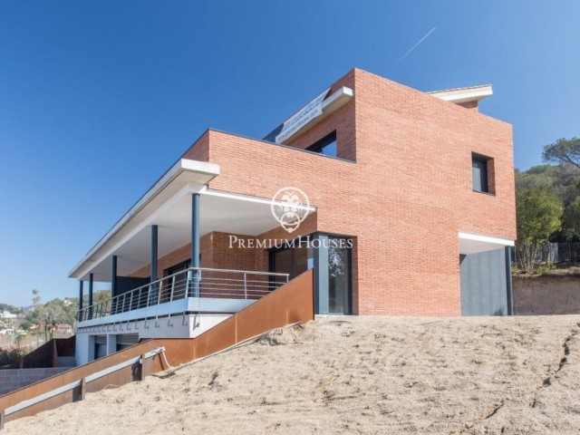 Casa en venta de obra nueva en Vallromanes