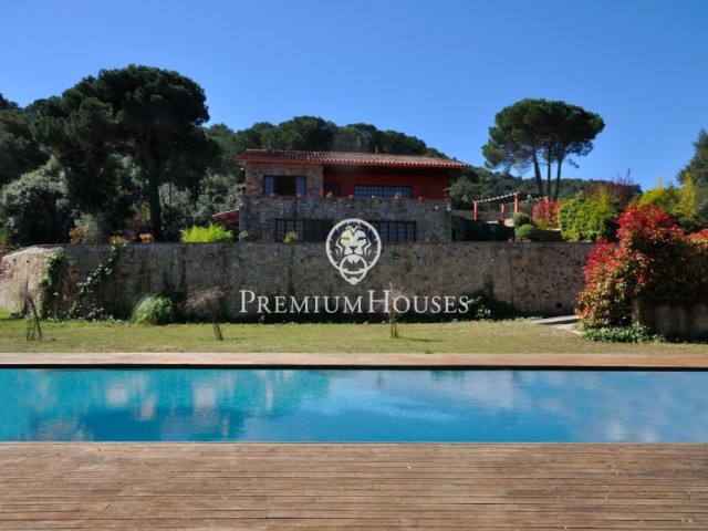 Fabulosa finca en venta en el Golf Vallromanes. Costa BCN
