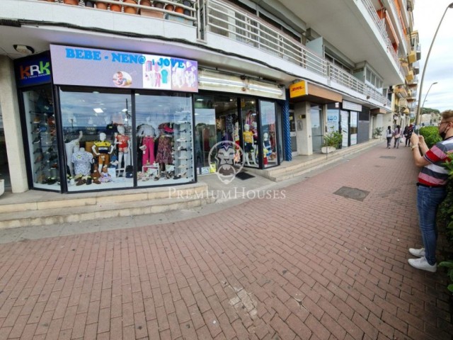 Local comercial en venda a primera línia de Mar a Arenys de Mar