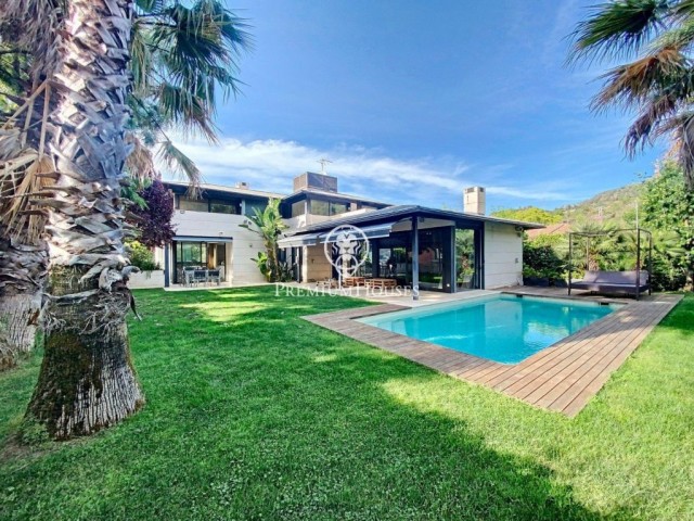 Casa de 547 m² amb piscina en venda a Sant Just Desvern