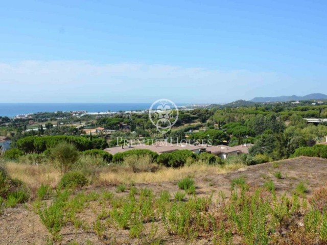 Parcela urbana en venta con las mejores vistas al mar en Sant Vicenç de Montalt