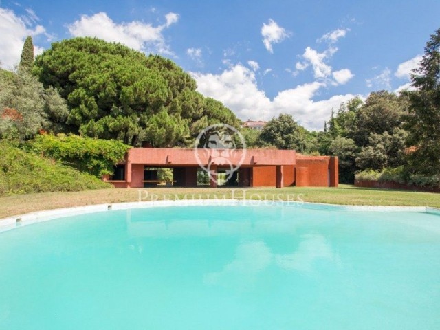 Gran finca en venta con vistas al mar en Mataró