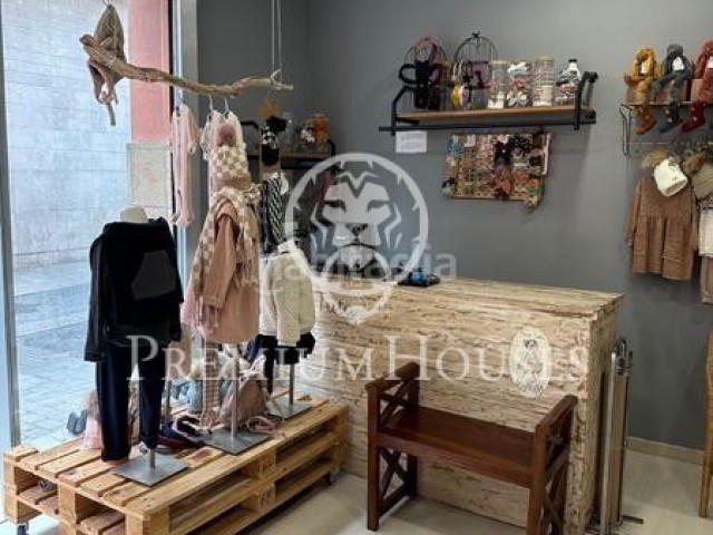 COMERCIAL PREMISES FOR RENT, IN THE CENTRE OF VILANOVA I LA GELTRÚ