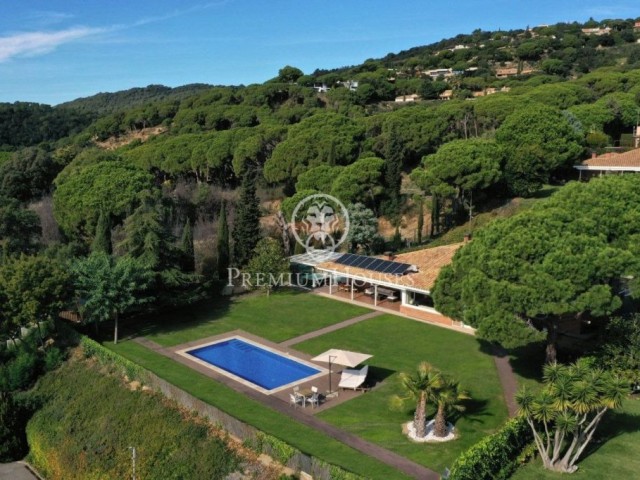 Casa en venta en Supermaresme en una sola planta con espectaculares vistas al mar.