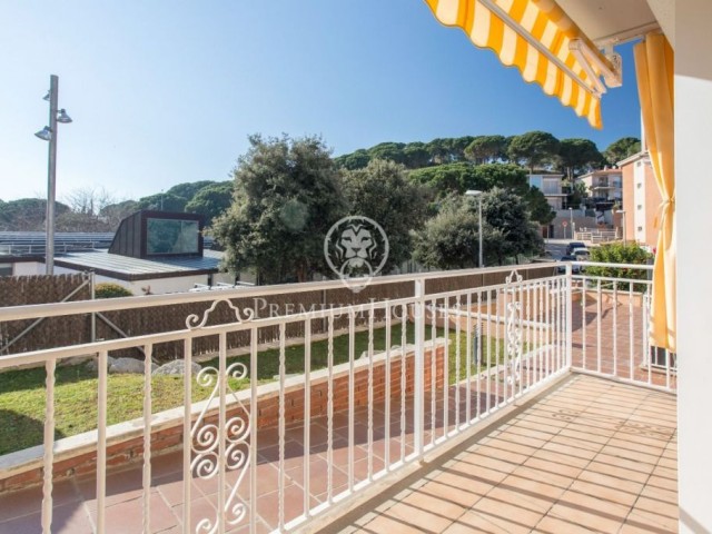 Exclusiu pis a Sant Pol de Mar (Els Garrofers)