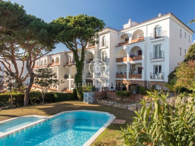 Amplio piso en venta en Lloret de Mar con piscina comunitaria