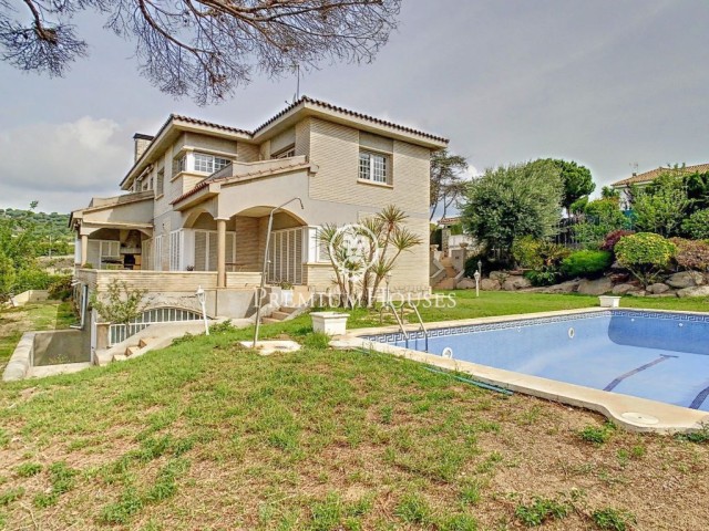 Casa a la venta en la mejor zona de Can Teixidor