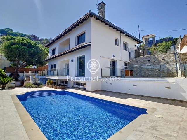 Casa en venda amb vistes al mar a Alella