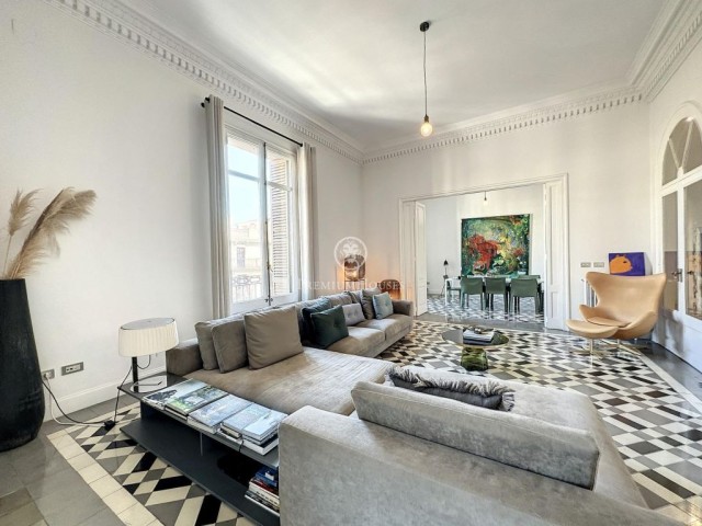 Vivienda señorial en Ronda de Sant Pere en alquiler
