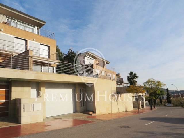 Casa en venta en Tiana
