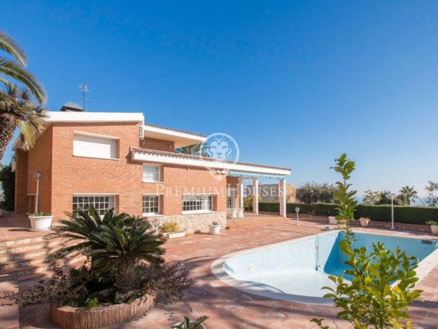 Casa espectacular en venta en Alella con vistas al mar - costa BCN
