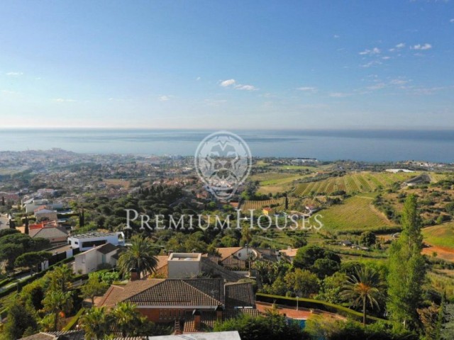 Spectacular house for sale in Alella with sea views - Costa BCN