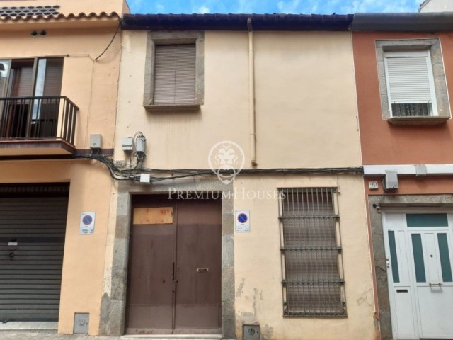 Casa en venta a rehabilitar en el centro de Mataró - Costa Barcelona