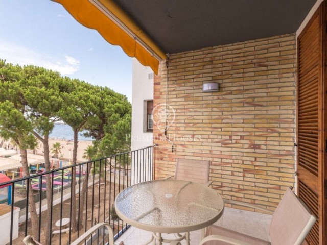 A Seafront Apartment in Cambrils