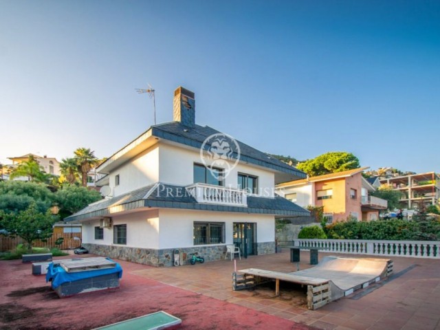 Casa en venda amb piscina a Badalona, zona Mas Ram