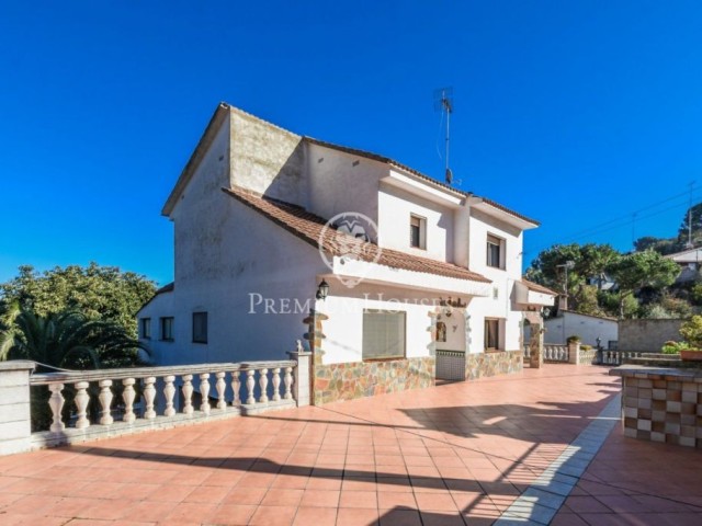 House for sale in Argentona. Urb.Les Ginesteres