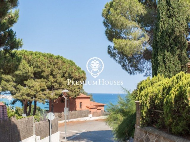 Fantastic house for sale a few metres from the beach in Arenys de Mar.