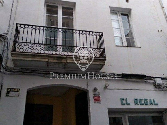 Building for sale in Sitges downtown