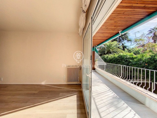 Luminoso piso en alquiler con terraza en Galvany