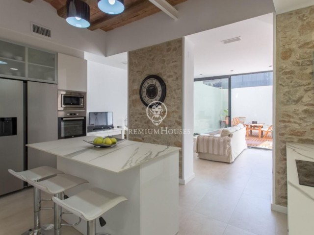 Brand new house for rent with garage in Calella